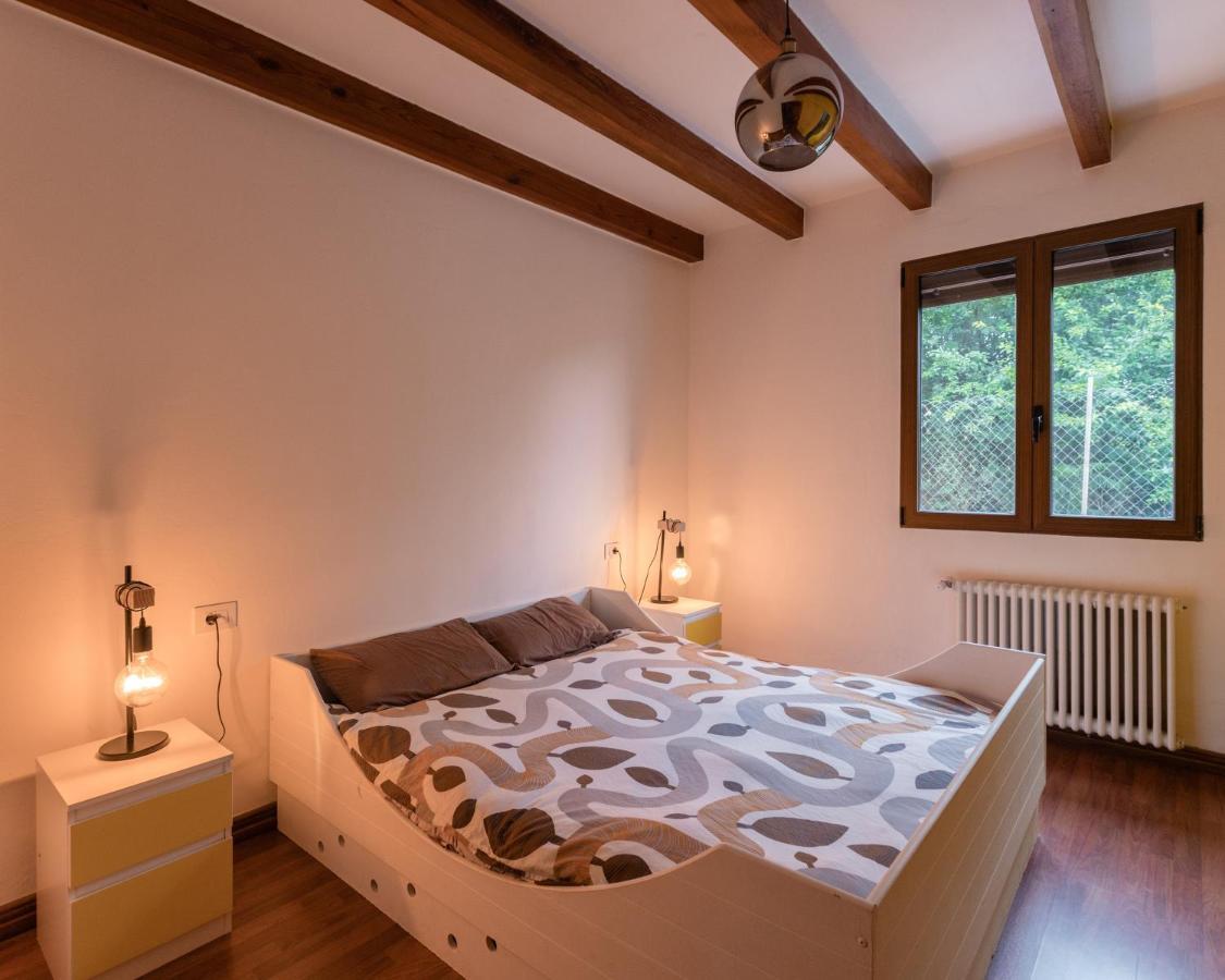 Maison Mialon: Country House Amidst Of Nature La Esperanza  Exteriér fotografie